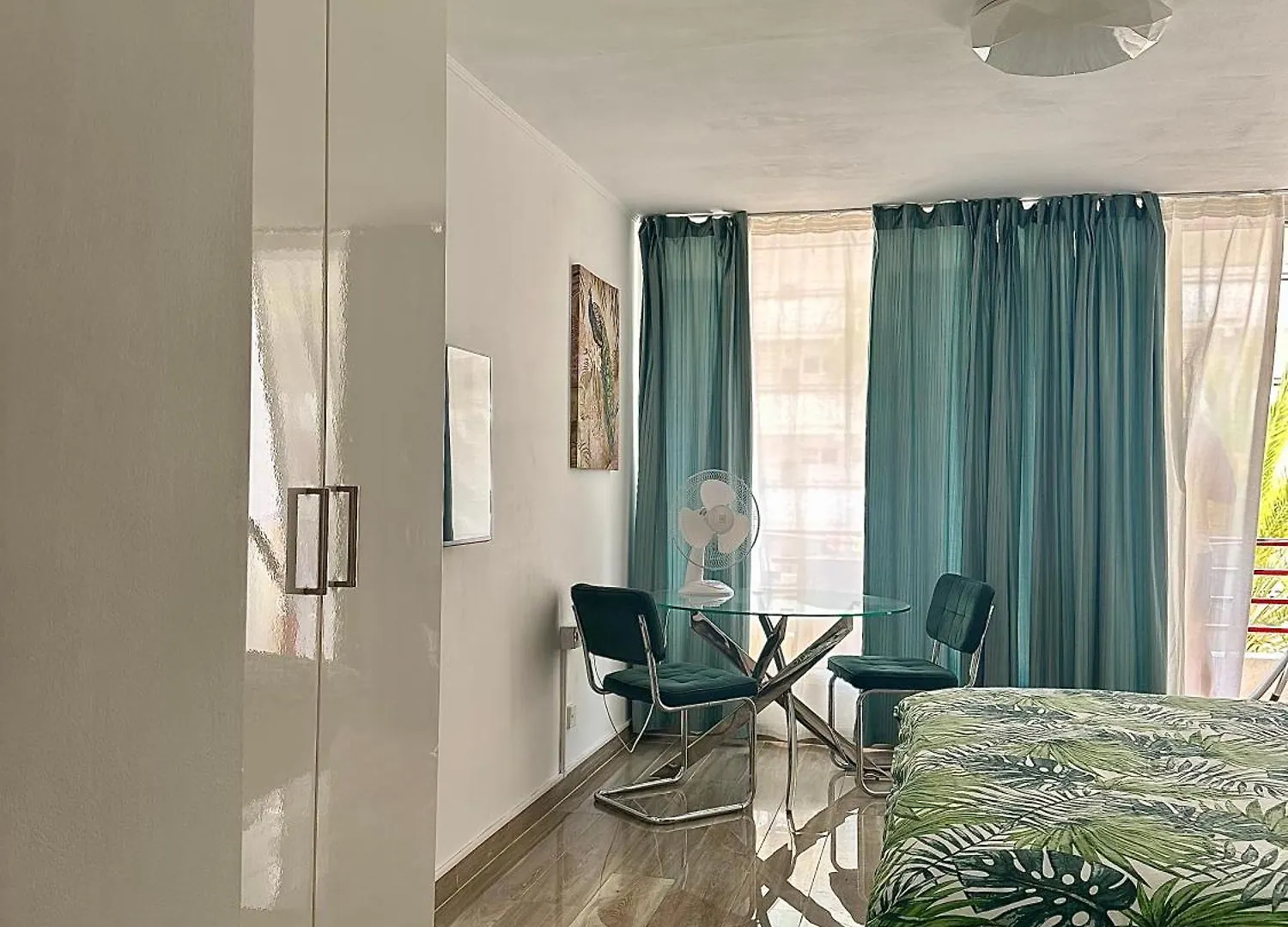 Apartment In Olympia 美洲海滩